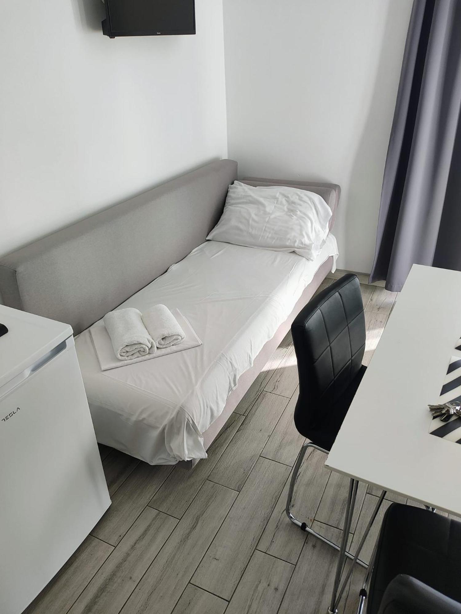 Privilege Pool Apartments Novaglia Esterno foto