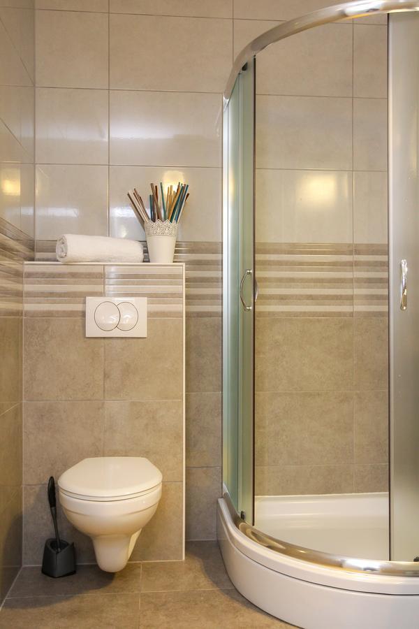 Privilege Pool Apartments Novaglia Esterno foto
